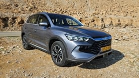 ה BYD Sealion 5 פלאג אין, מייצגת נאמנה את הדור החדש של דגמי הפלאג אין. צילום יואב פולס