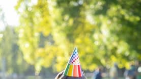 ילד יום הולדת