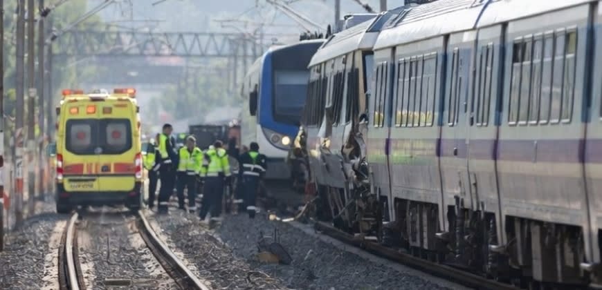 תאונת רכבת (בעזרת AI)