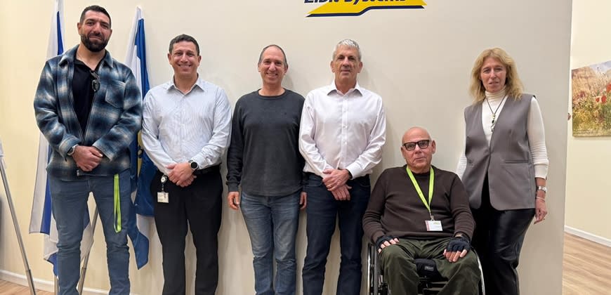 המפגש בין אנשי אלביט מערכות לאנשי הוועד הפראלימפי צילום: אלביט מערכות