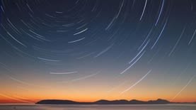 חוצנים. צילום: Faik Akmd, Pexels