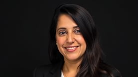 כרמית דומרצקי סמנכל התחדשות עירונית רמי לוי נדלן. קרדיט: יואב בלום