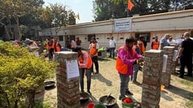 מיונים לעובדי שיפוצים בהודו, באדיבות משרד הבינוי והשיכון