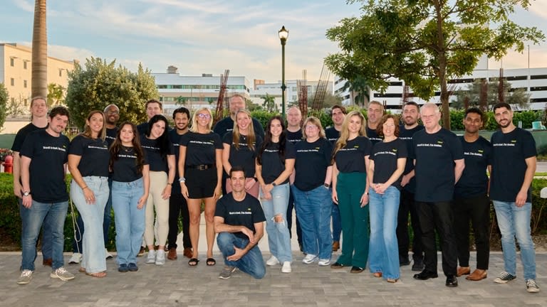 צוות
 ריקו, צילום: Elegant Photographics