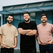 מייסדי Astelia מימין - נדב אוסטרובסקי, אלון נוי, רועי רג'ואן צילום: נתנאל טוביאס מייסדי Astelia מימין - נדב אוסטרובסקי, אלון נוי, רועי רג'ואן צילום: נתנאל טוביאס