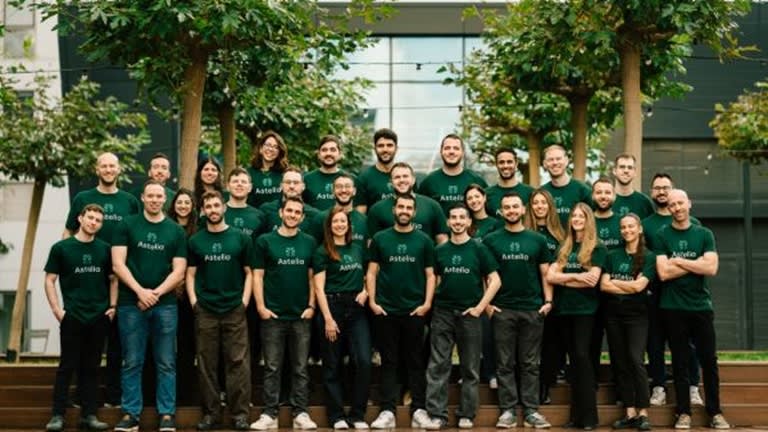 צוות אסטליה, צילום: נתנאל טוביאס