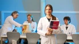 nursing students. צילום: Yusuf Çelik באתר PEXELS