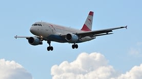 מטוס של אוסטריאן איירליינס צילום: מאת Hansueli Krapf  This file was uploaded with Commonist. - נוצר