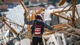 פגיעת טיל איראני (צילום: דוברות כבאות והצלה)