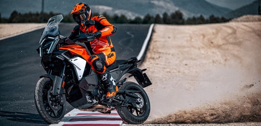 KTM 1390 Super Adventure - S EVO. צילום יצרן KTM 1390 Super Adventure - S EVO. צילום יצרן