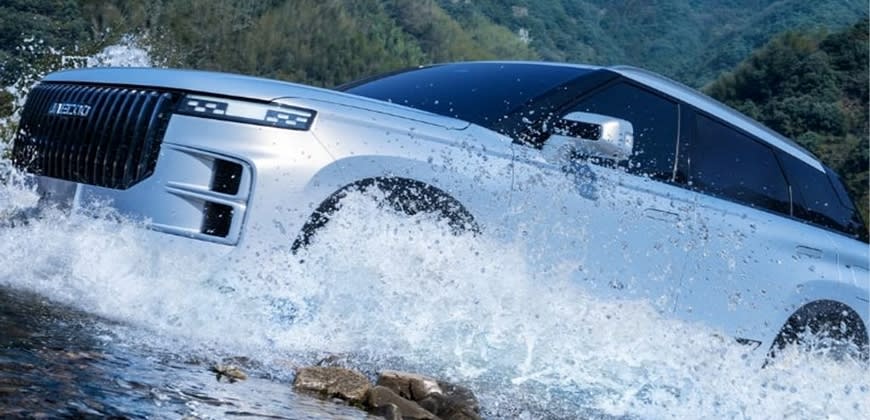 קרוסאובר ג'אקו. צילום: ג'אקו