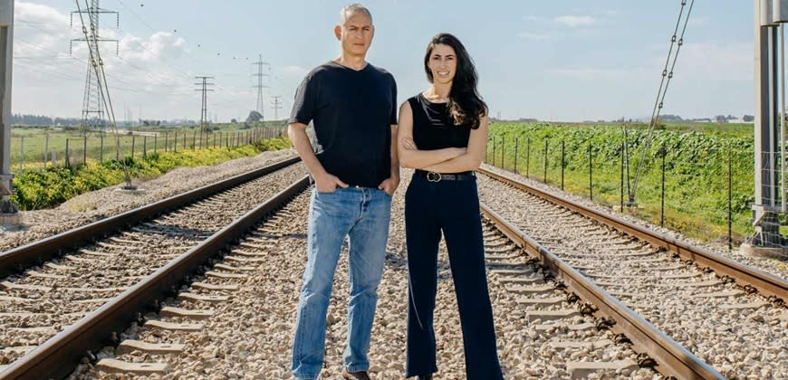 דפנה לנגר ואלון קסל צילום: עומר הכהן