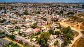 רכשה שני בתים בעיר לוד (צילום: חגי אגמון-שניר, ויקיפדיה)
