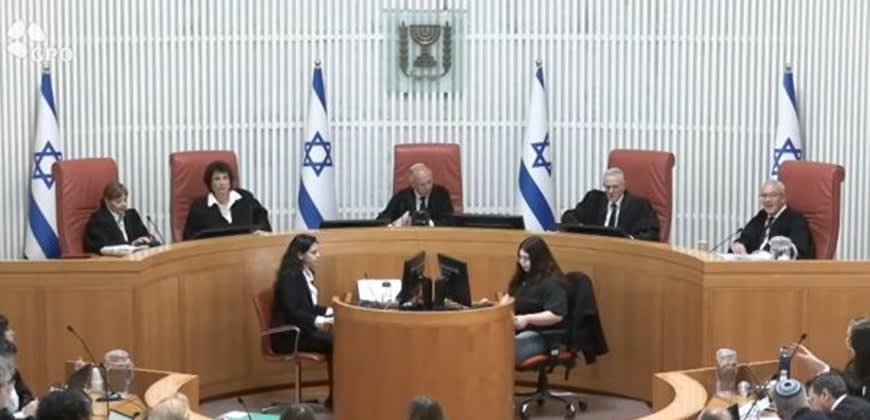 הדיון בבג"ץ בבקשה לצו ביזיון נגד הממשלה בנושא גיוס החרדים (צילום: לע"מ, הרשות השופטת) הדיון בבג"ץ בבקשה לצו ביזיון נגד הממשלה בנושא גיוס החרדים (צילום: לע"מ, הרשות השופטת)
