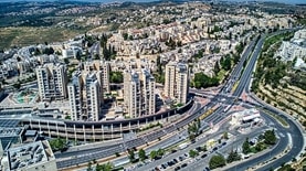 שכונת רמות בירושלים צילום: מאת Hagai Agmon-Snir حچاي اچمون-سنير חגי אגמון-שניר - נוצר על־ידי מעלה הי
