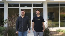 איציק אלבז ועירא בלסקי, מייסדי חברת ארטליסט קרדיט: מתן פורטנוי איציק אלבז ועירא בלסקי, מייסדי חברת ארטליסט קרדיט: מתן פורטנוי
