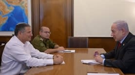 רומן גופמן ודוד זיני (צילום: עמוס בן-גרשון, לע"מ)