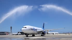מטוסי איירבוס A330 של ישראייר (צילום: סיון פרג')