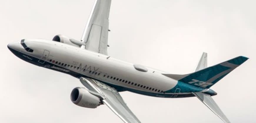 Boeing 737 MAX 10 certification halted due to navigation software bug - News Directory 3