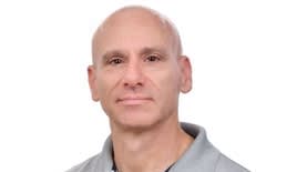 תומר צח (צילום: cropx)