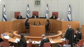כנפי-שטייניץ, עמית וגרוסקופף בדיון על מועצת כאן (צילום: לע"מ, הרשות השופטת)
