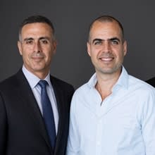 מיכאל קלמן, מנכ"ל מנורה מבטחים ביטוח, יהודה בן אסאייג היו"ר  (יעל צור נטי לוי)