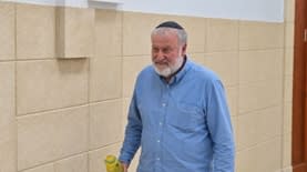 אביחי מנדלבליט היום בבית המשפט אביחי מנדלבליט היום בבית המשפט