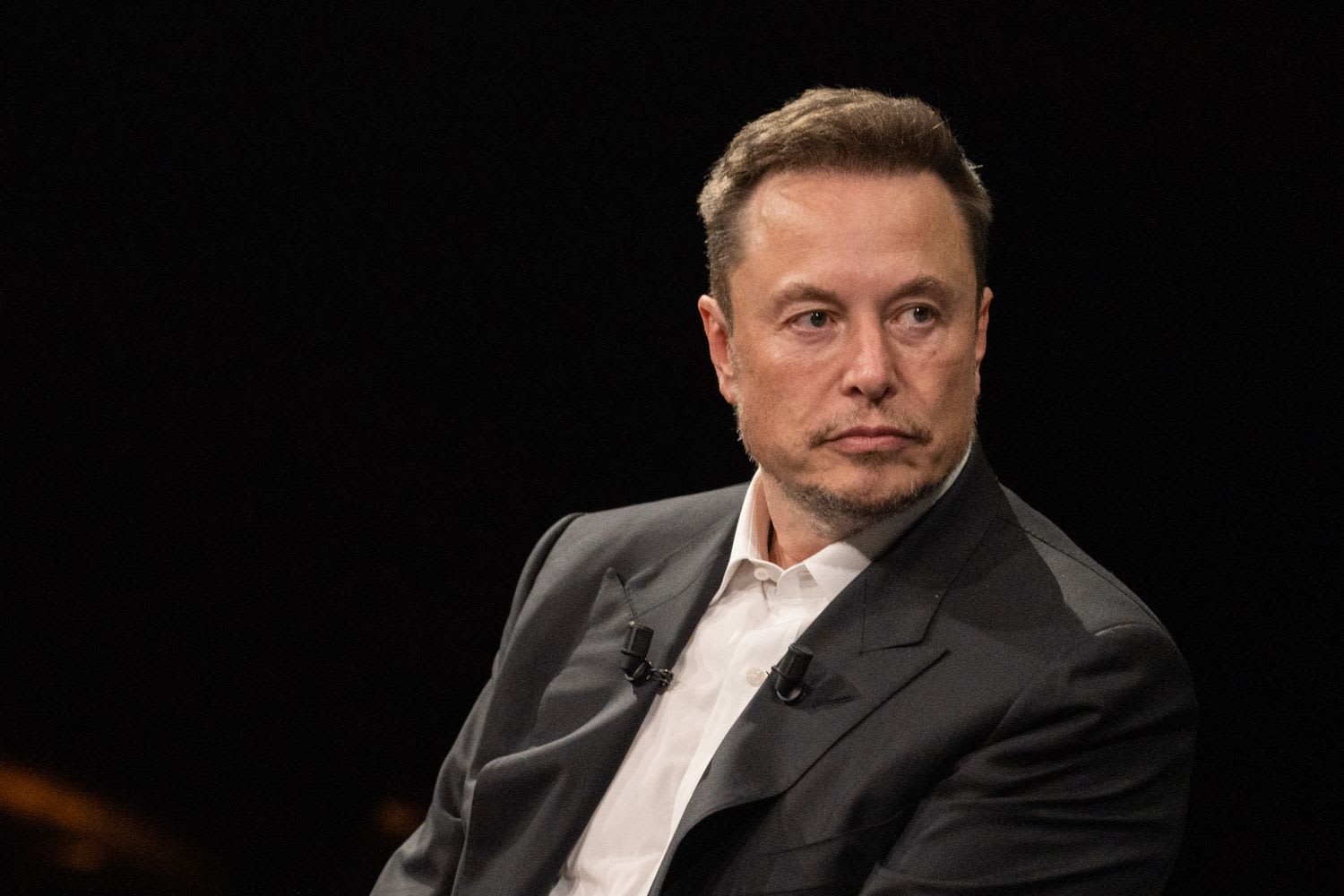 Elon Musk warns that AI is "one of the biggest risks" to civilization