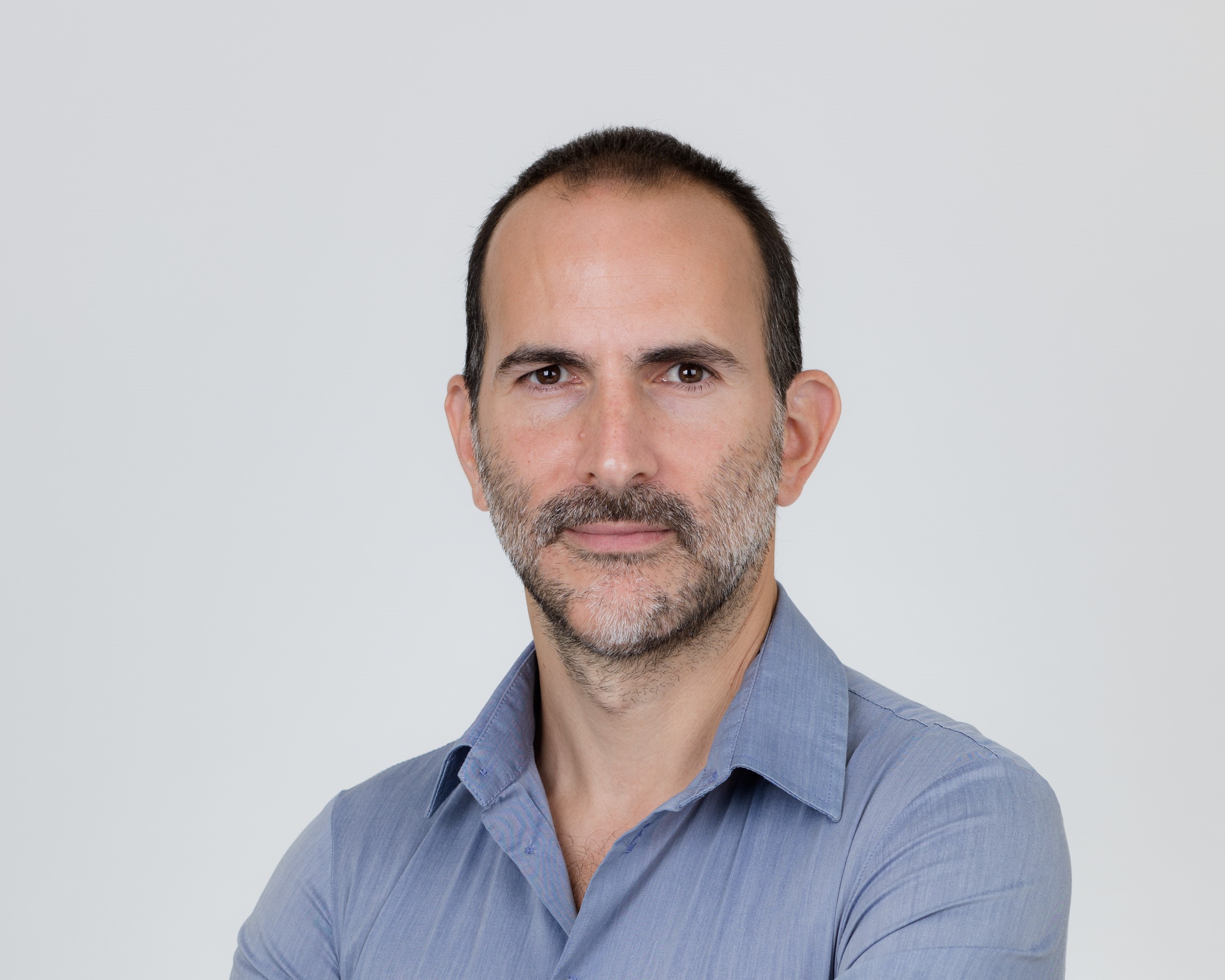 צח קסוטו, אלפנט