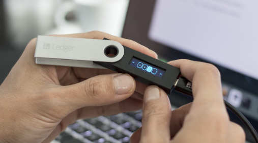 ארנק קר של חברת Ledger; קרדיט: טוויטר