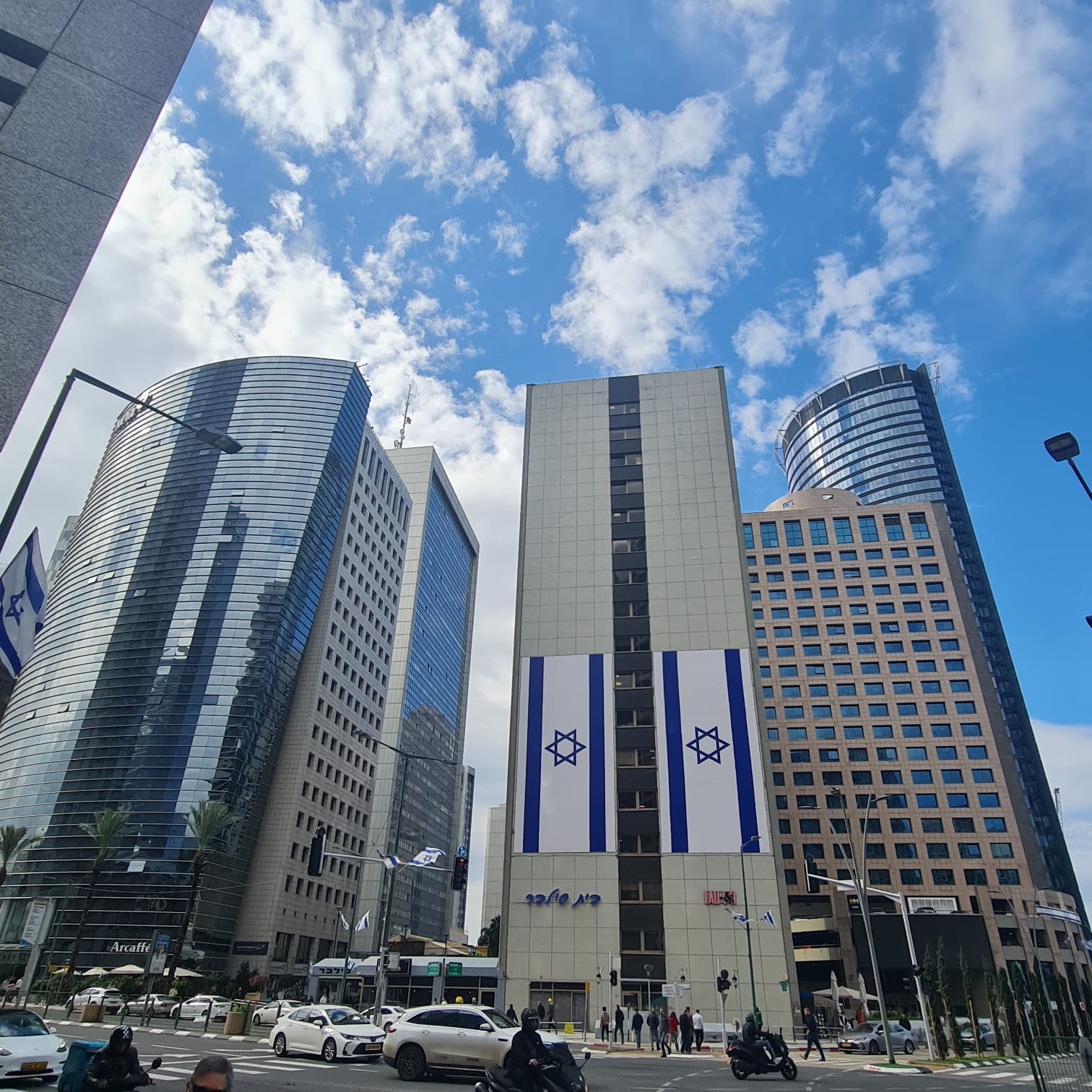 משרדים באזור הבורסה ת