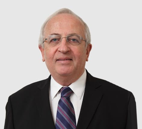 מנכ