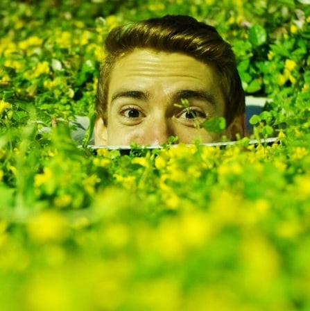 thumbnail photo