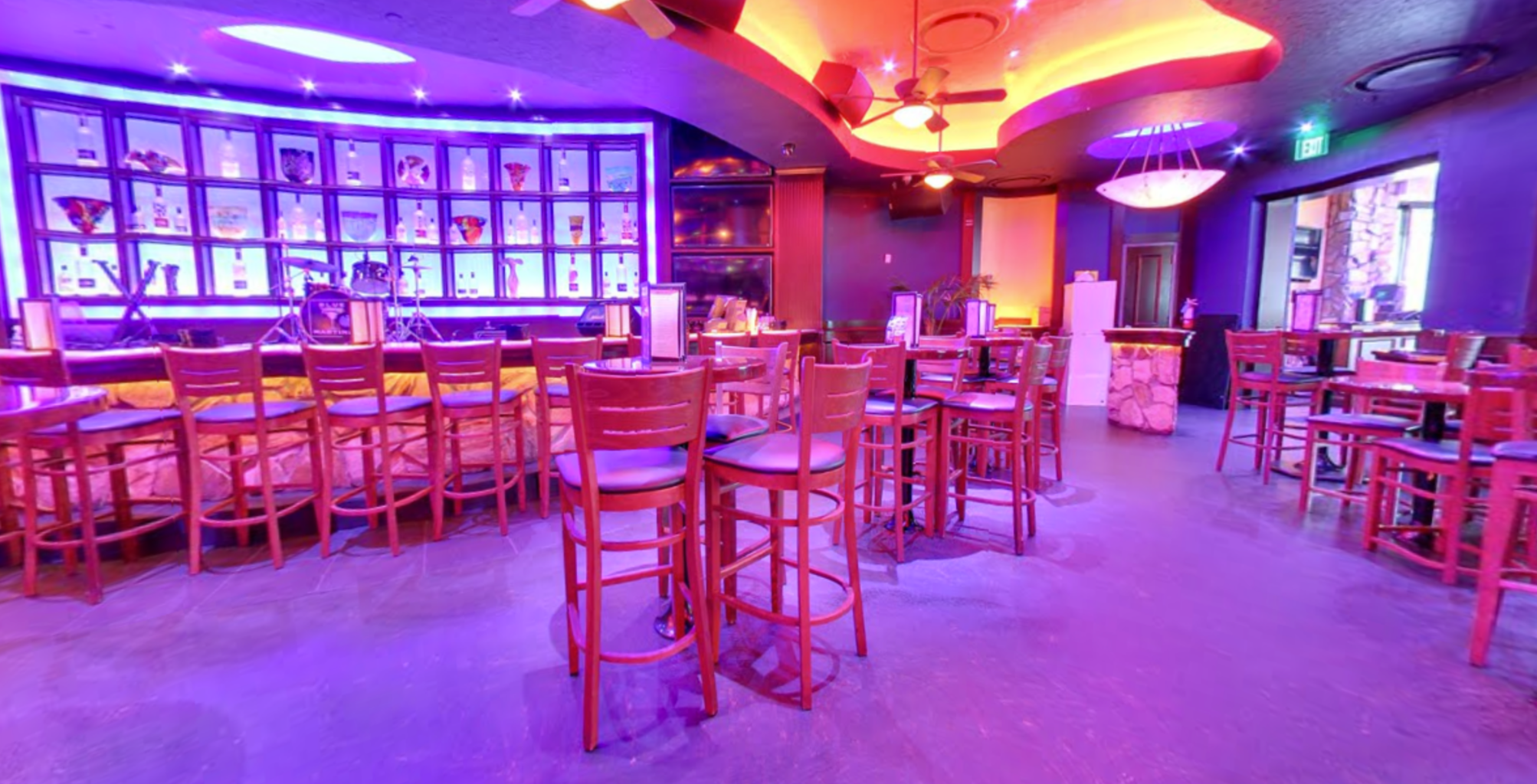 Plano at Blue Martini Lounge