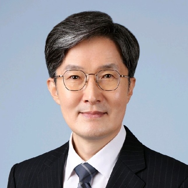 Dong Hun Jang [Public Officials Benefit Association]
