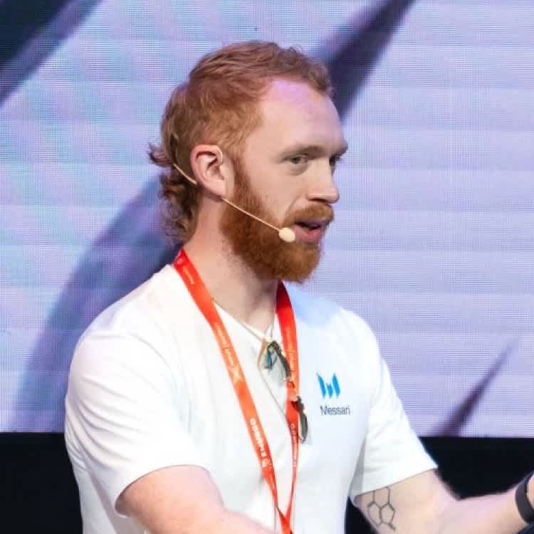 speaker image