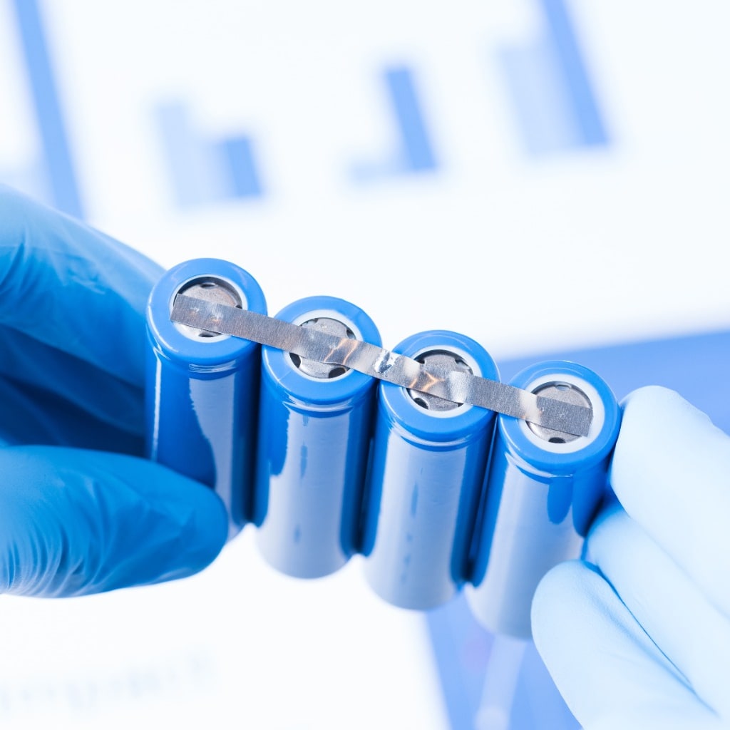 Ask an Expert! Defect-free-induced Na+ disordering in electrode materials