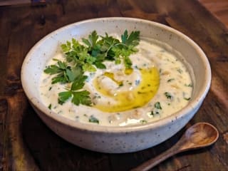 Garlic Parsley White Sauce 16 oz