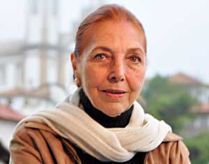 EU SEI, MAS NÃO DEVIA - Marina Colasanti