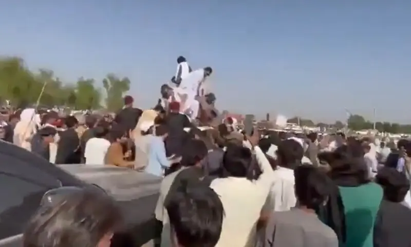PTI supporters surround Khyber Pakhtunkhwa Chief Minister Sohail Afridi's convoy in Lakki Marwat on October 4, 2026