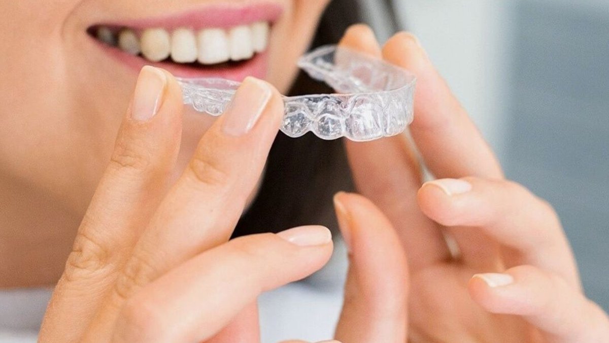 Invisalign Guide For Busy Adults - invisalign for busy adults