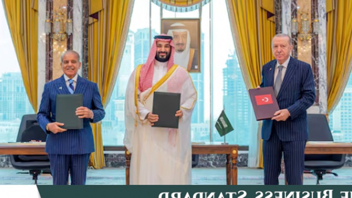 Mecca Pact Raises Foreign Policy Concerns - foreign policy