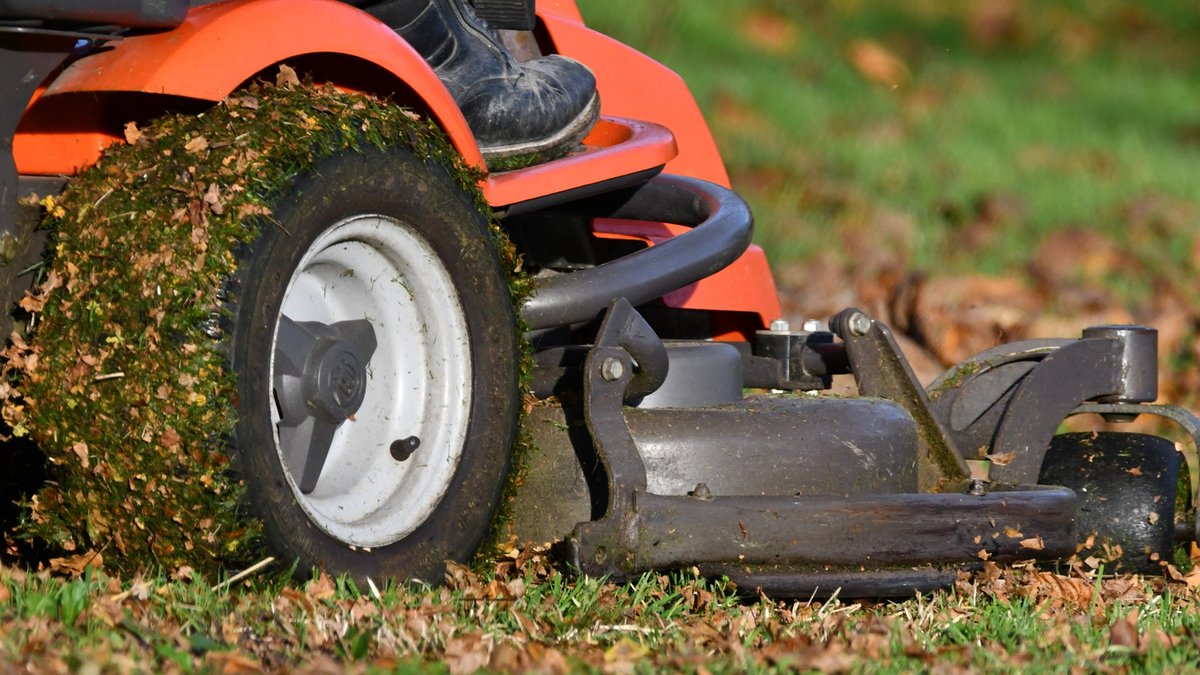 How to Prevent Riding Lawn Mowers From Tipping Over