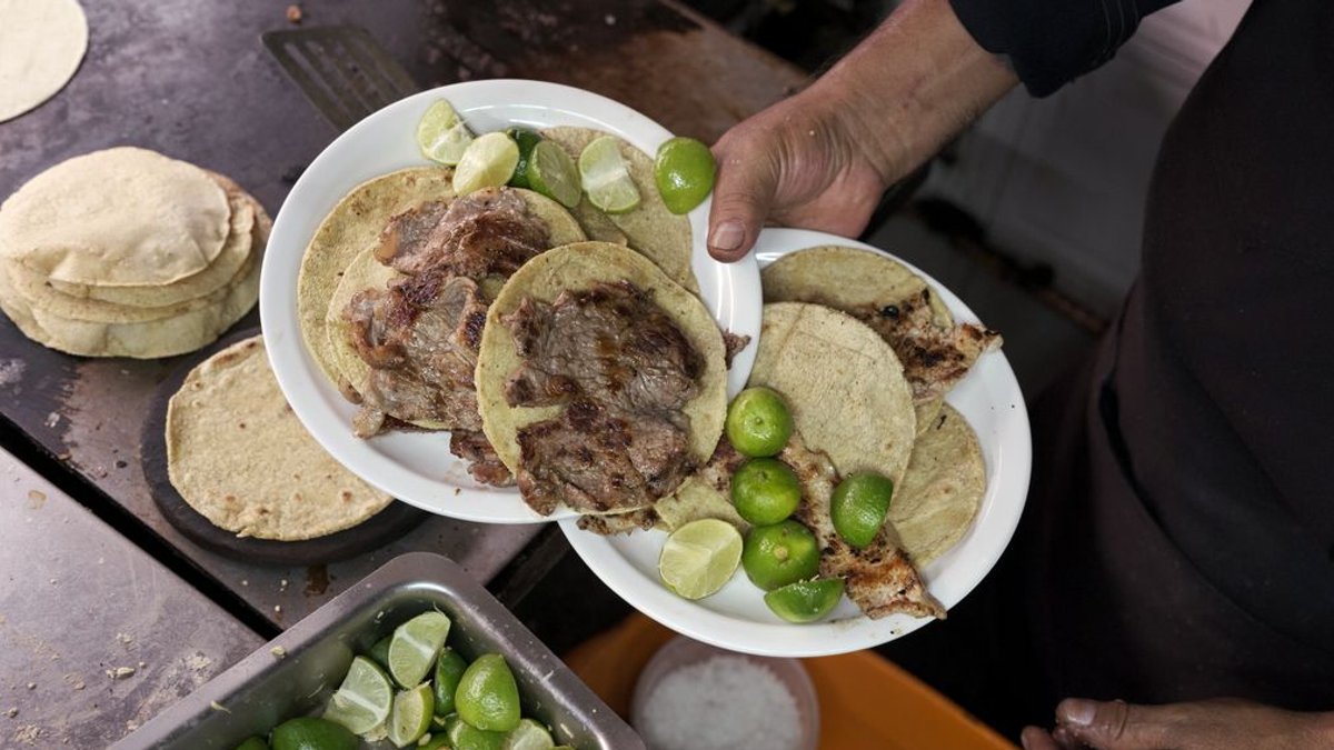 NYC Gets El Califa de León from Mexico City NYC Gets El Califa de León from Mexico City - mexico city taqueria