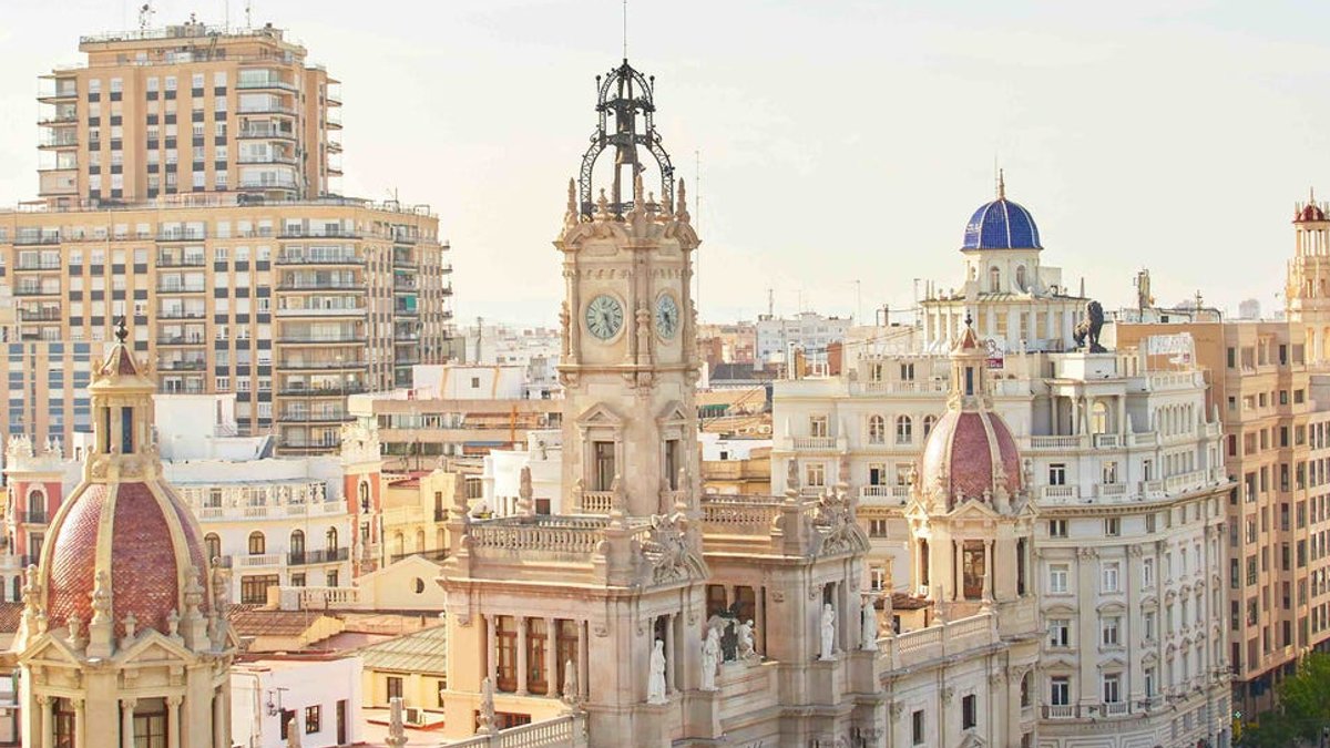 8 European City Guides for Design Lovers 8 European City Guides for Design Lovers - european city guides