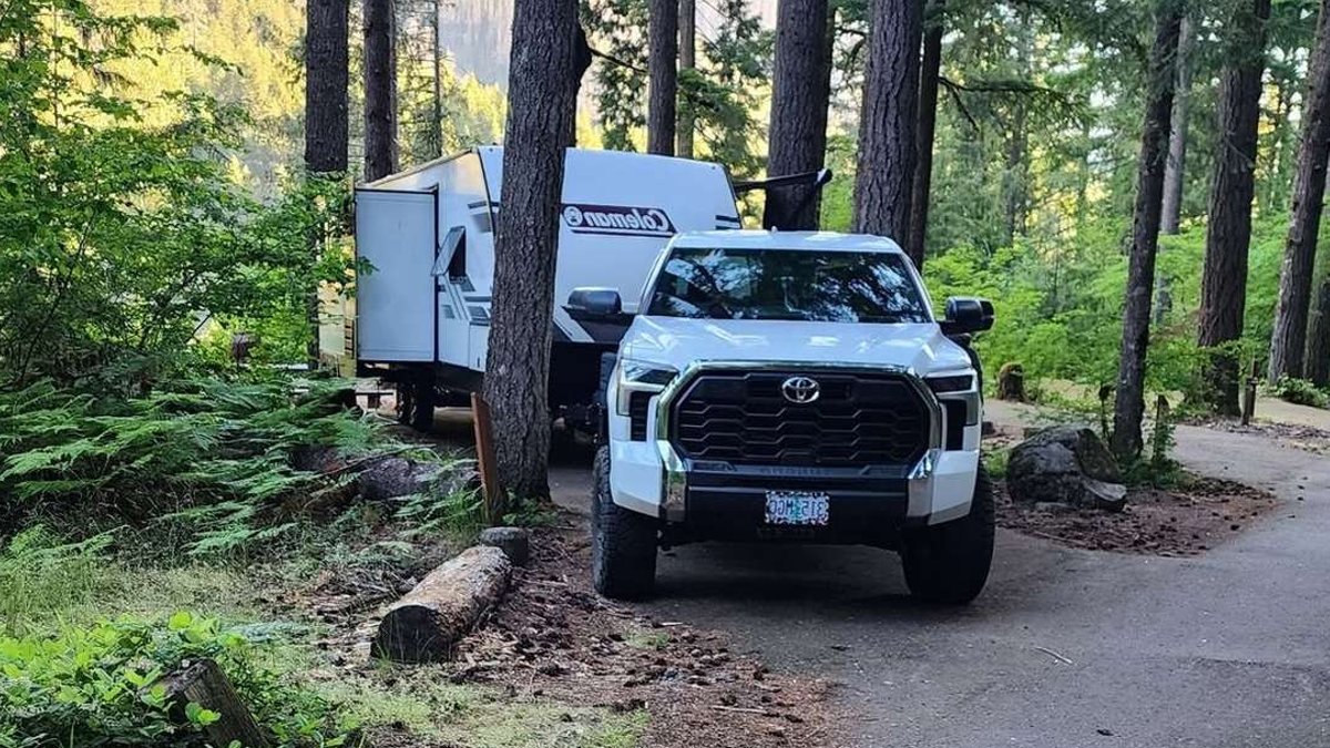 2025 Tundra Driver Warns of Front Brake Lockup During Towing 2025 Tundra Driver Warns of Front Brake Lockup During Towing - tundra brake lockup