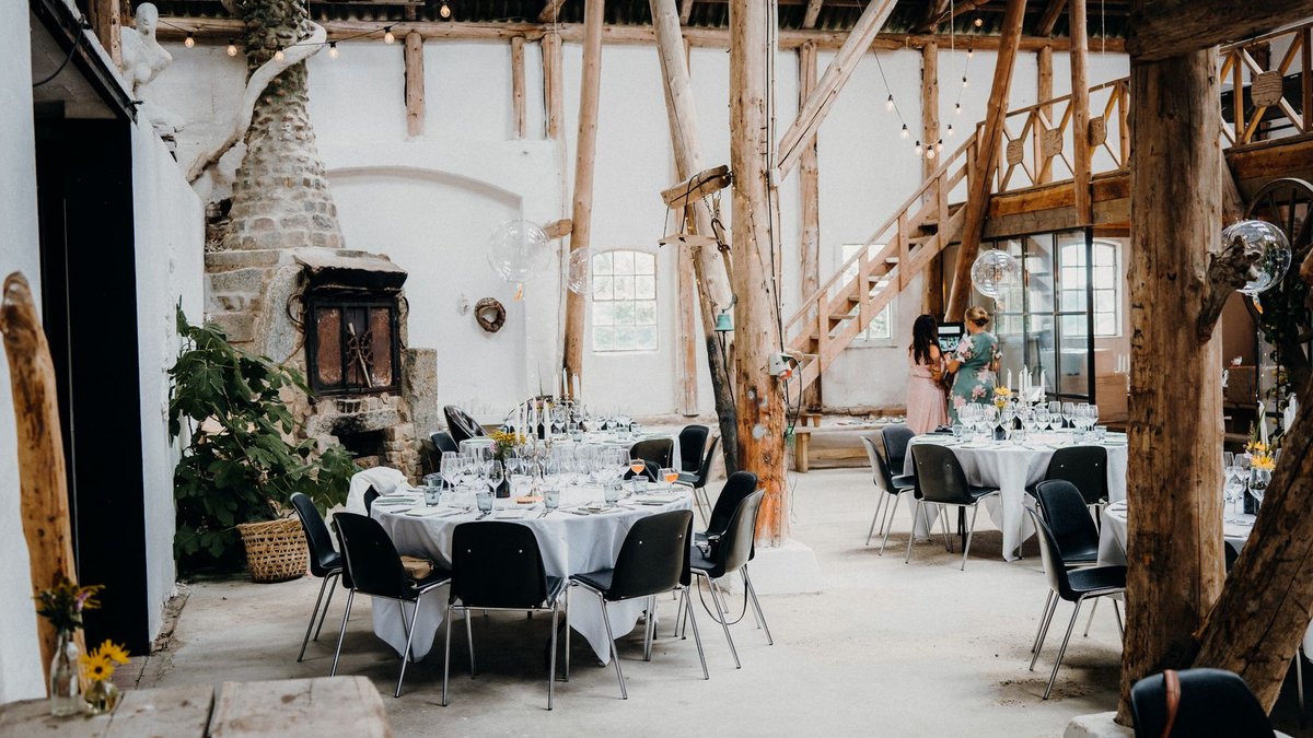 Historic Dolomite Hay Barn Revamped for Modern Living Historic Dolomite Hay Barn Revamped for Modern Living - historic barn renovation