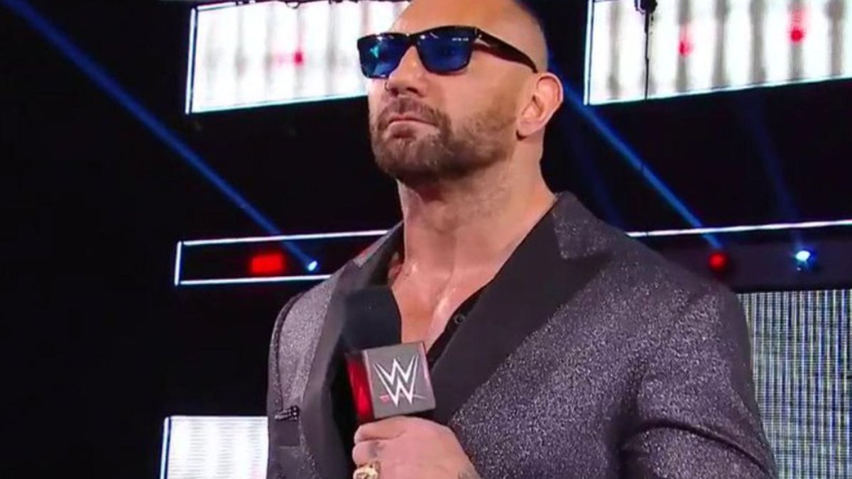 AEW star reacts to Batista's new physique AEW star reacts to Batista's new physique - batista physique