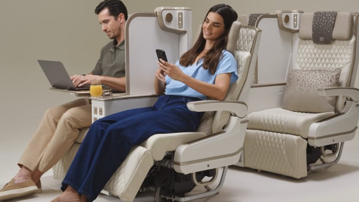 Emirates Revamps Premium Economy Cabin - premium economy cabin