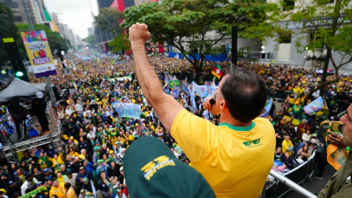Bolsonaro associates Moraes with Lula, promises 5 minister nominations Bolsonaro associates Moraes with Lula, promises 5 minister nominations - bolsonaro associates moraes